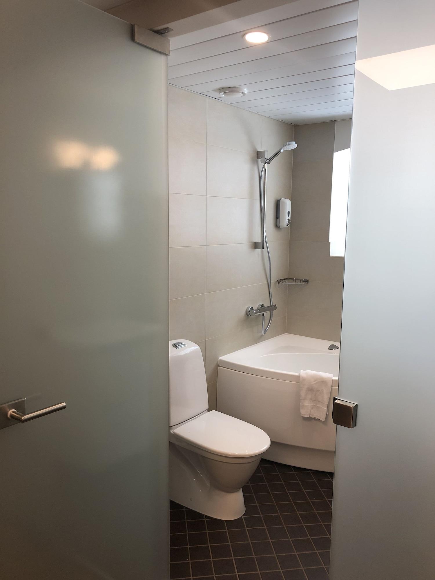 City Hotel Tallinn by Unique Hotels Extérieur photo