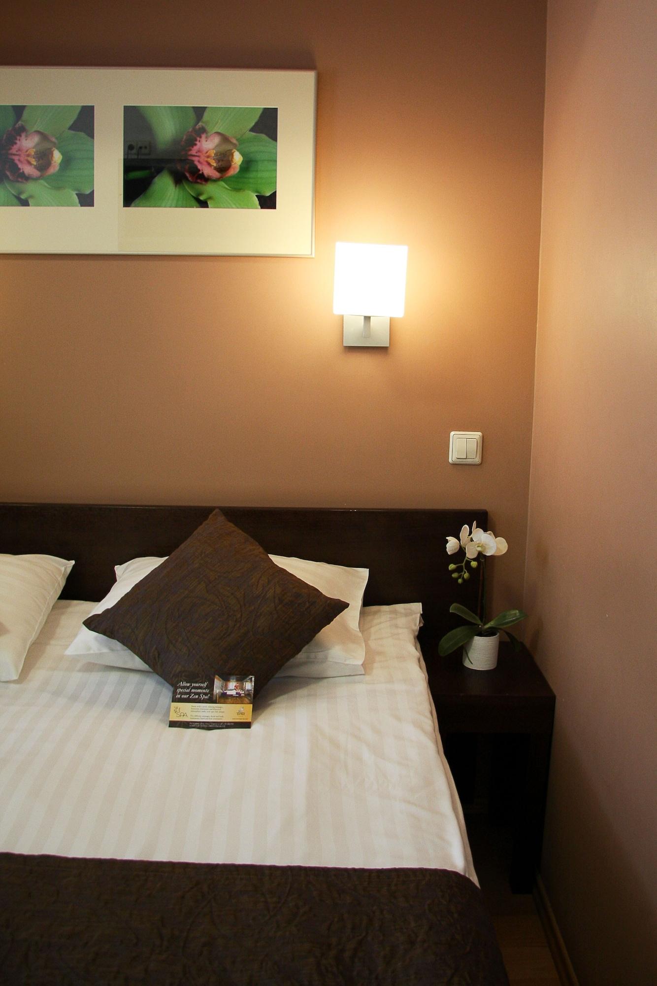 City Hotel Tallinn by Unique Hotels Extérieur photo