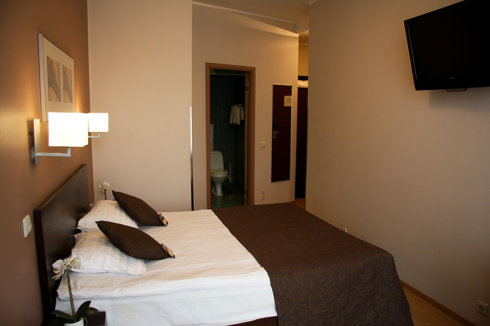 City Hotel Tallinn by Unique Hotels Extérieur photo