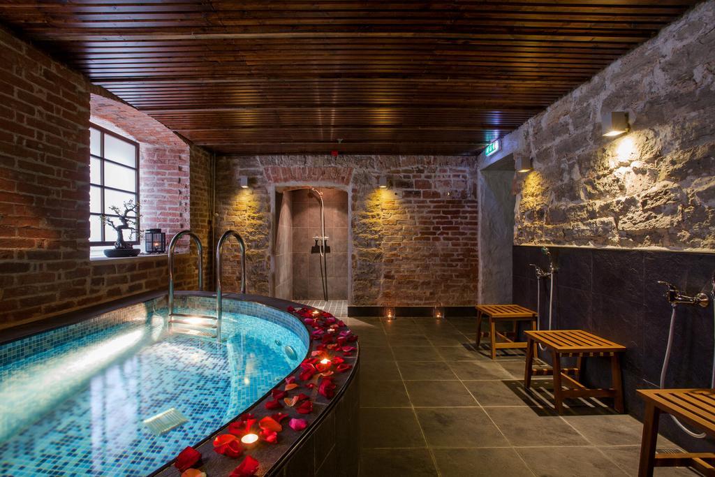 City Hotel Tallinn by Unique Hotels Extérieur photo