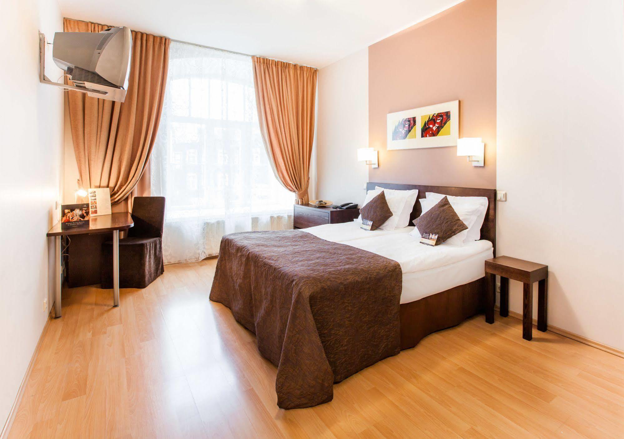 City Hotel Tallinn by Unique Hotels Extérieur photo